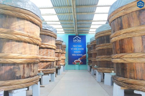 Thùng gỗ ủ mắm truyền thống Lê Gia.jpg