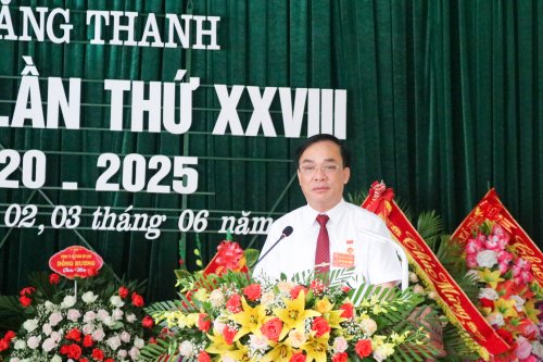 đồng chí L Phú Dũng - Bí thư đ bộ xã Hoằng Thanh nhiệm kỳ 2015 - 2020 phát biểu khai mạc đại hội.jpg