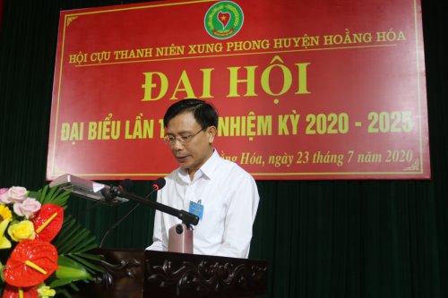 Ảnh 4. Đồng chí Lê Văn Phúc - Phó chủ tịch UBND huyện phát biểu chỉ đạo tại đại hội.jpg