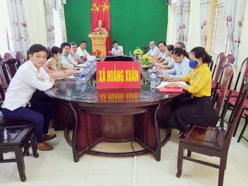 Học tập tại Đảng bộ xã Hoằng Xuân (2).jpg