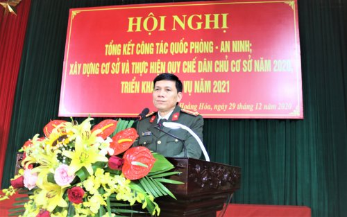Ảnh 7. Đại tá Dương Văn Tiến, Phó Giám đốc Công an tỉnh phát biểu tại hội nghị.JPG