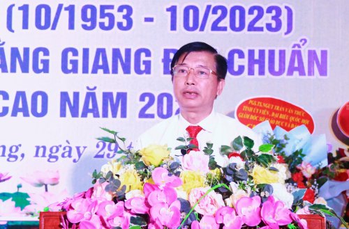 10. Đồng chí Lê Xuân Thu - TUV, Bí thư Huyện ủy phát biểu tại lễ kỷ niệm....jpg
