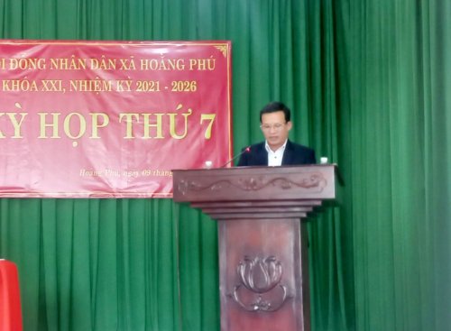 4. Đc Trịnh Xuân Tiên Bí thư Đảng ủy phát biểu chỉ đạo kỳ họp.jpg
