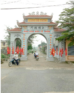 1.4. cổng làng.jpg