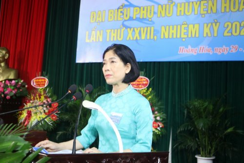 đồng chí Hoàng Thị Định tái đắc cử Chủ tịch Hội LH Phụ nữ huyện khóa 2021-2026.jpg