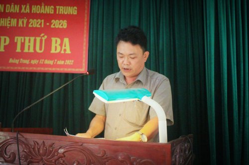 2. Đồng chí Nguyễn Ngọc Quang – Chủ tịch HĐND xã khai mạc kỳ họp .jpg