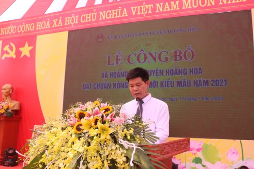 3. đồng chí Bùi Quang Sáng- BT Đảng bộ- trưởng BCĐ XDNTM xã  phát biểu khai mạc.jpg