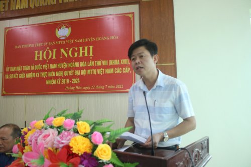 2. Đồng chí Lê Hồng Quang - TVHU - PCT TT UBND huyện báo cáo tình hình KTXH QPAN của huyện 6 tháng đầu năm.jpg