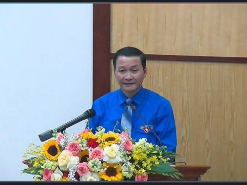 3. Đồng chí Đỗ Minh Tuấn - Chủ tịch UBND tỉnh phát biểu tại đối thoại.jpg