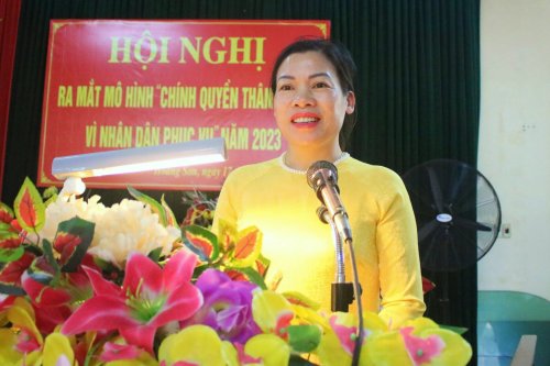 7. Đồng chí Trịnh Thị Quế - TVHU, Trưởng Ban Dân vận, Chủ tịch UB MTTQ Việt Nam huyện phát biểu chỉ đạo..jpg