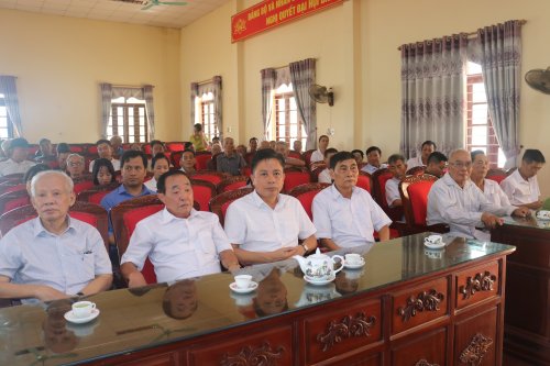 lãnh dạo phòng và xx h tiens dự .JPG