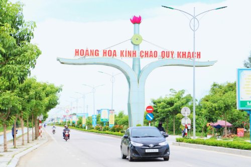 Đường giao thông từ Quốc 1A đi Gòng, thị trấn Bút Sơn..jpg