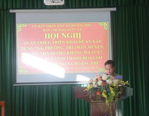 4. Đồng chí Trịnh Xuân Tiên Bí thư Đảng ủy Phát biểu chỉ đạo Hội nghị.jpg